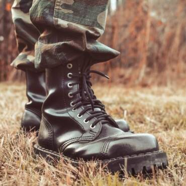 WHAT MAKES ARMY COMBAT BOOTS SO DURABLE